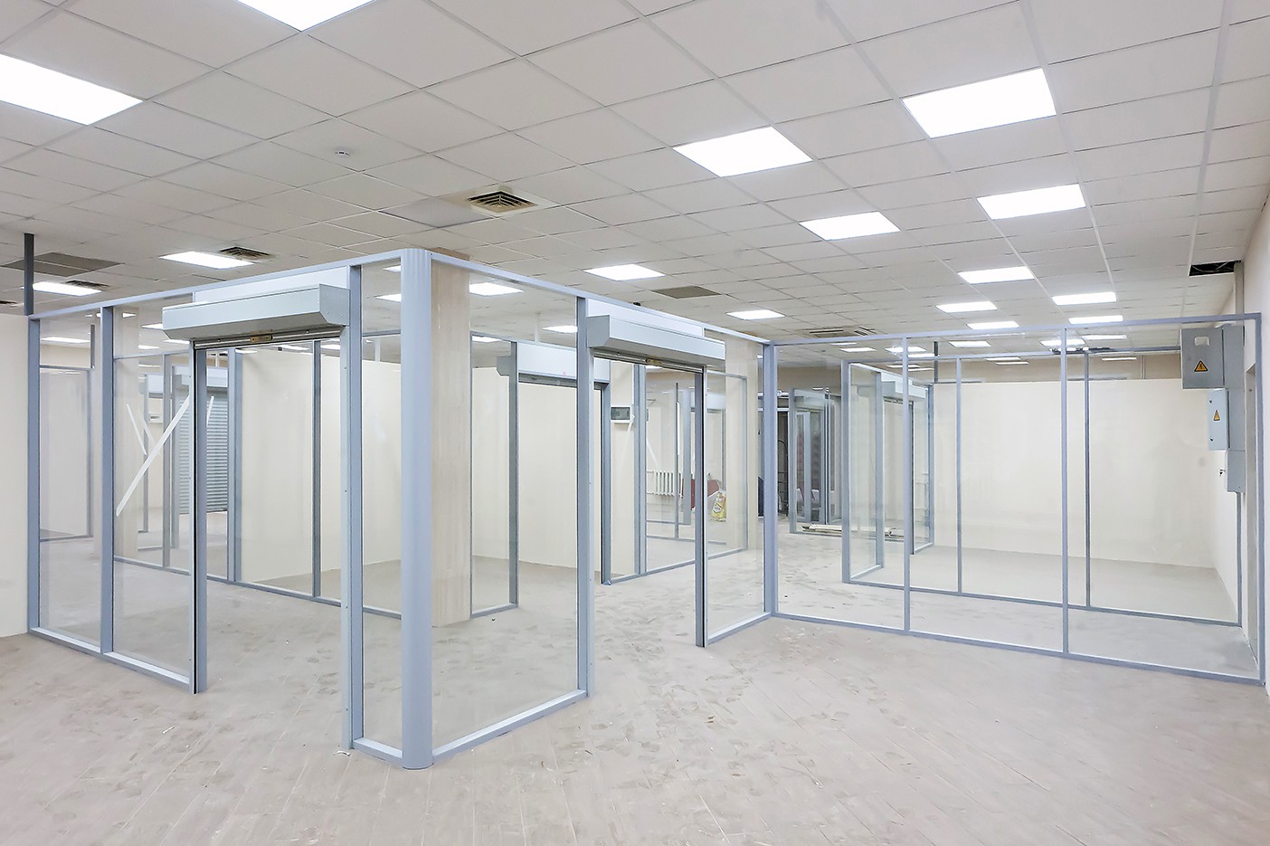 Торговая алюминиевая перегородка GFTD632 Торговая алюминиевая перегородка GFTD632